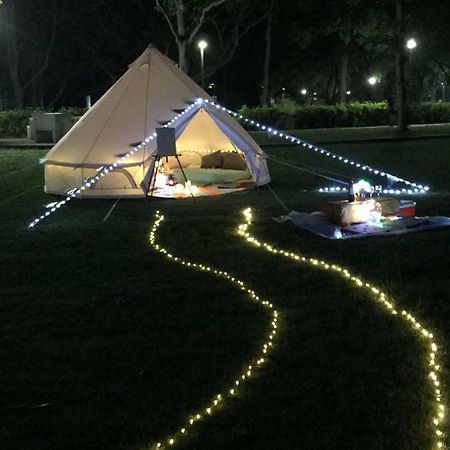 Glamping Kaki - Medium Bell Tent Singapura Exterior foto