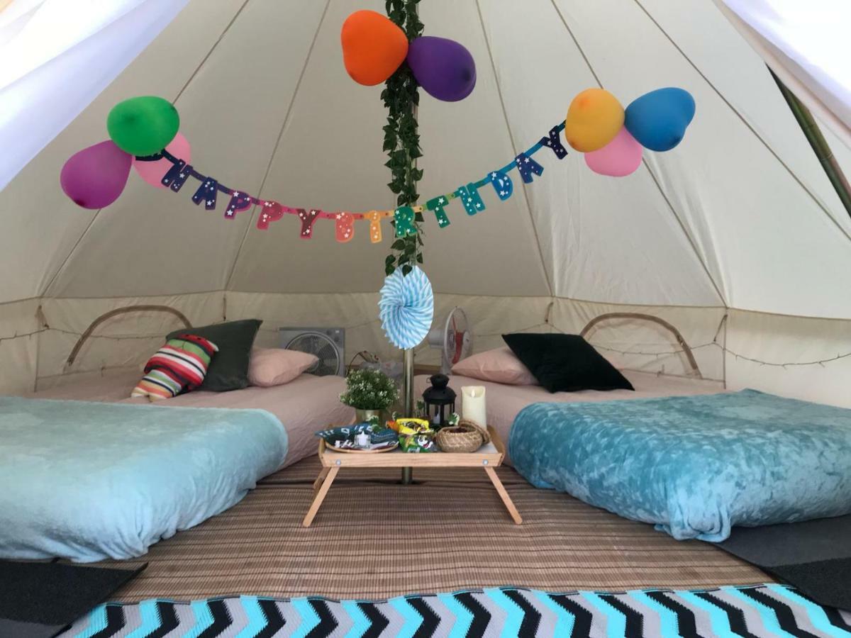 Glamping Kaki - Medium Bell Tent Singapura Exterior foto